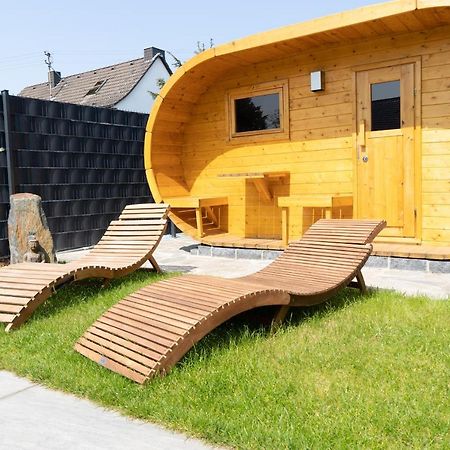 Villa Dreamy Vibes Mit Privatem Pool & Rheinblick Niederkassel Ngoại thất bức ảnh