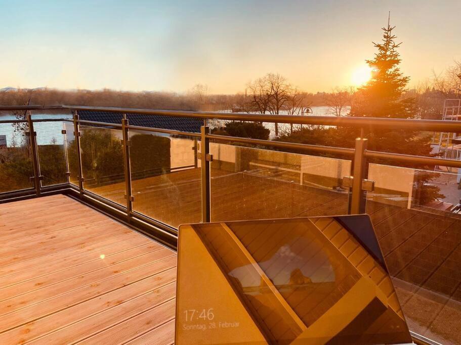 Villa Dreamy Vibes Mit Privatem Pool & Rheinblick Niederkassel Ngoại thất bức ảnh