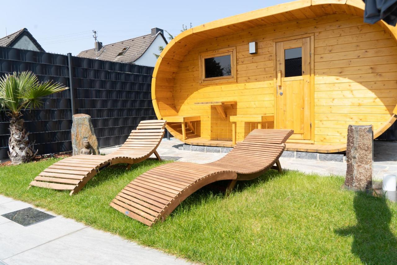 Villa Dreamy Vibes Mit Privatem Pool & Rheinblick Niederkassel Ngoại thất bức ảnh